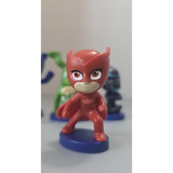 PJ Masks Mini Figure Lot Plastic Blue Base Action Toys 5 Pieces Good Used Cond. - Picture 3 of 8
